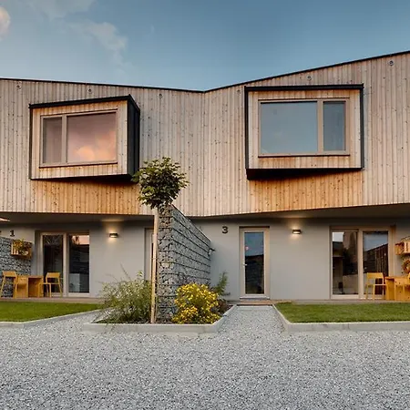 Apartmany Lama Apartment *